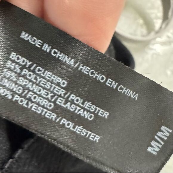 HURLEY Black & White Hem One Piece Swimsuit. Size Medium - Picture 12 of 12